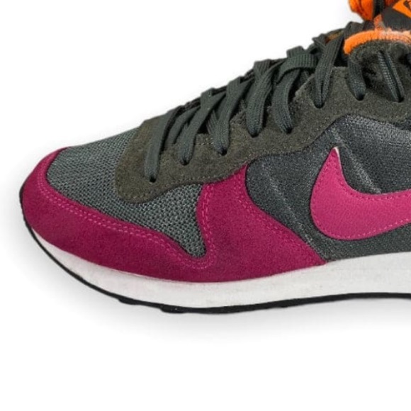 NIKE INTERNATIONALIST MID GREY Multi Color MAAT Runners Sz 6 Women - Picture 8 of 10